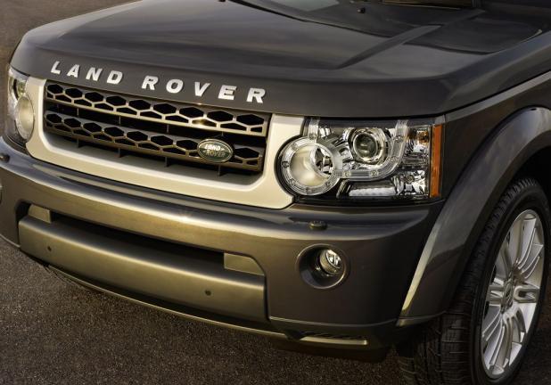 Land Rover Discovery 4 HSE Luxury Edition dettaglio anteriore