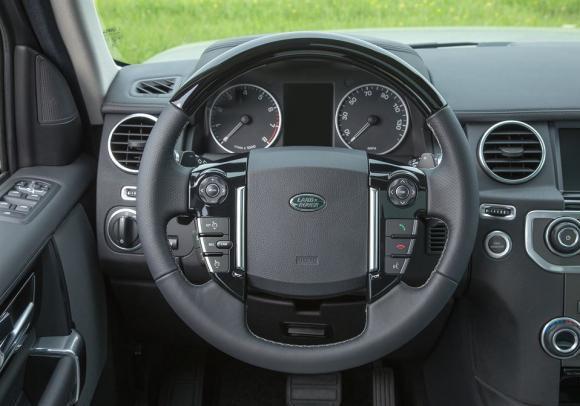 Land Rover Discovery posto guida