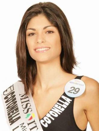 Linda Morselli al concorso Miss Italia primo piano