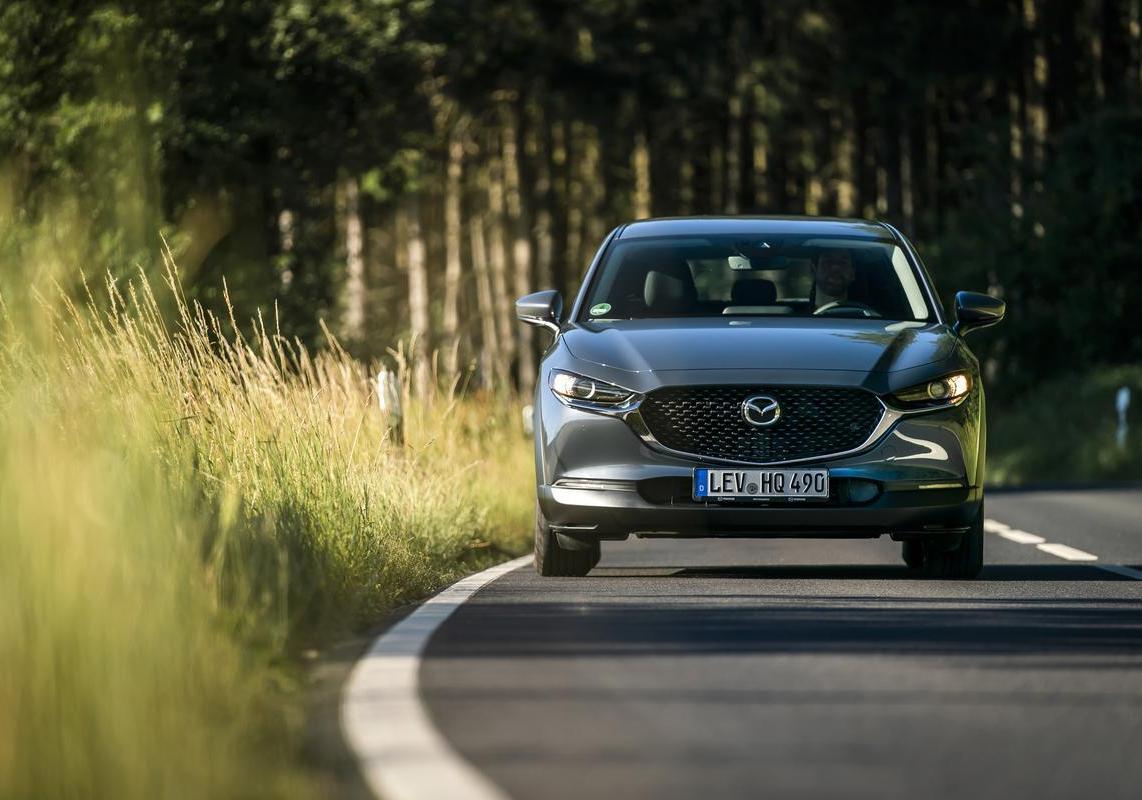 Mazda CX-30 Skyactiv-G Hybrid Homura test drive