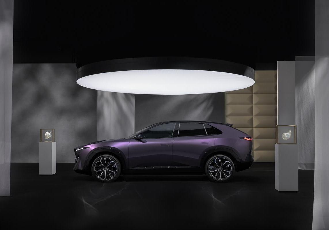 Mazda CX-6e Nightfall Violet 3