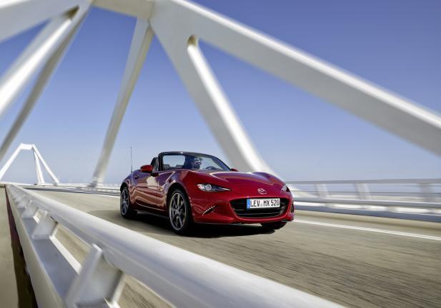 Mazda Mx-5 tre quarti