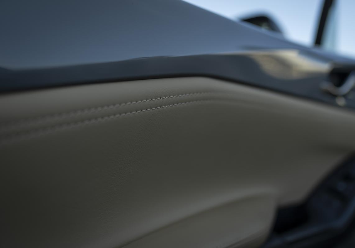 Mazda MX-5 2024 Aero Grey rivestimenti beige
