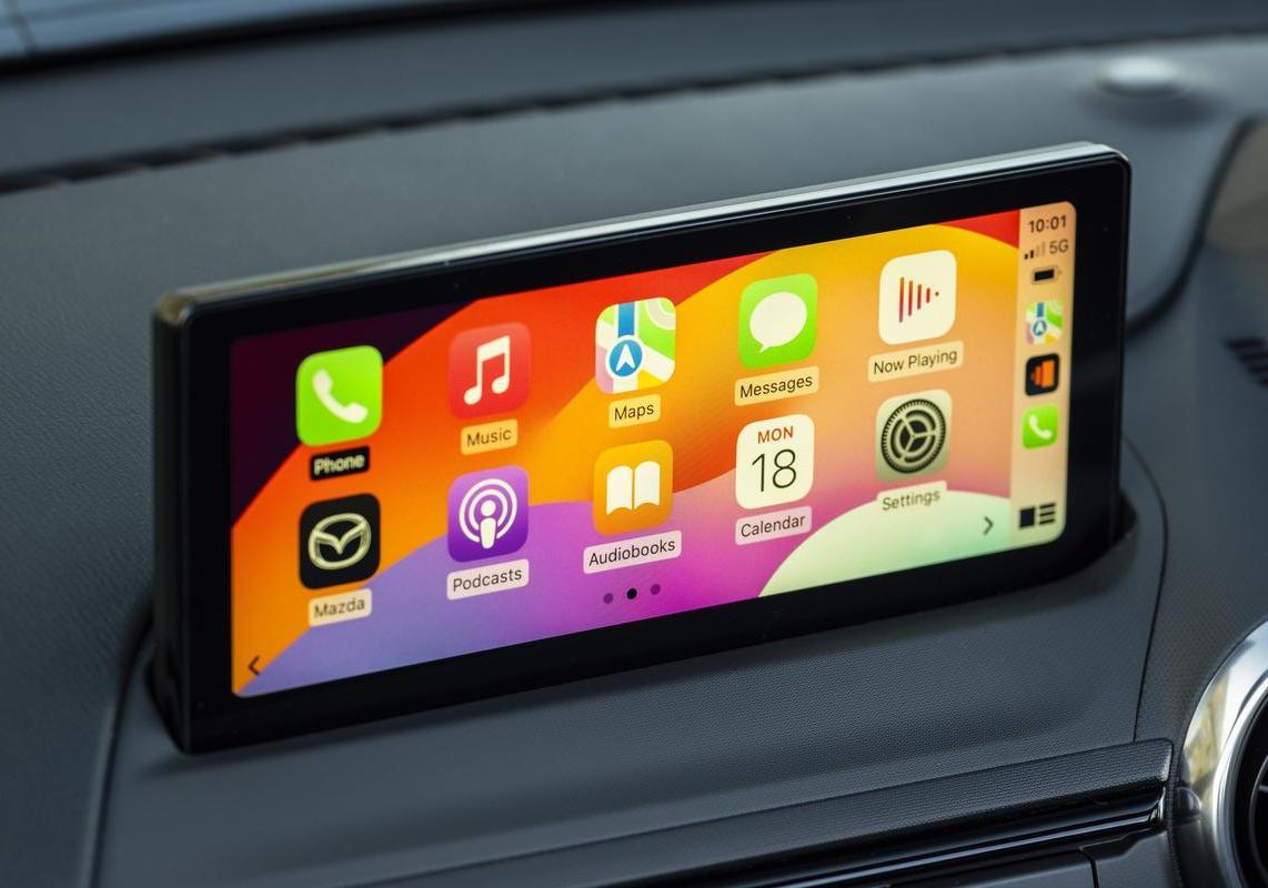 Mazda MX-5 Kazari blu capote tela beige schermo