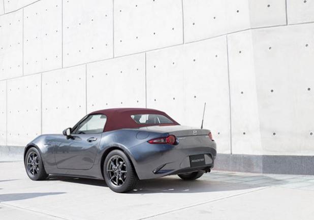 Mazda MX-5, ecco la 4^ generazione 06