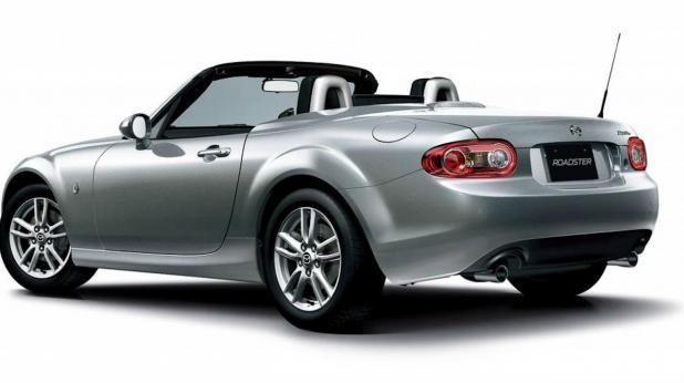 Mazda MX-5 restyling 2013 grigia