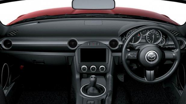 Mazda MX-5 restyling 2013 interni
