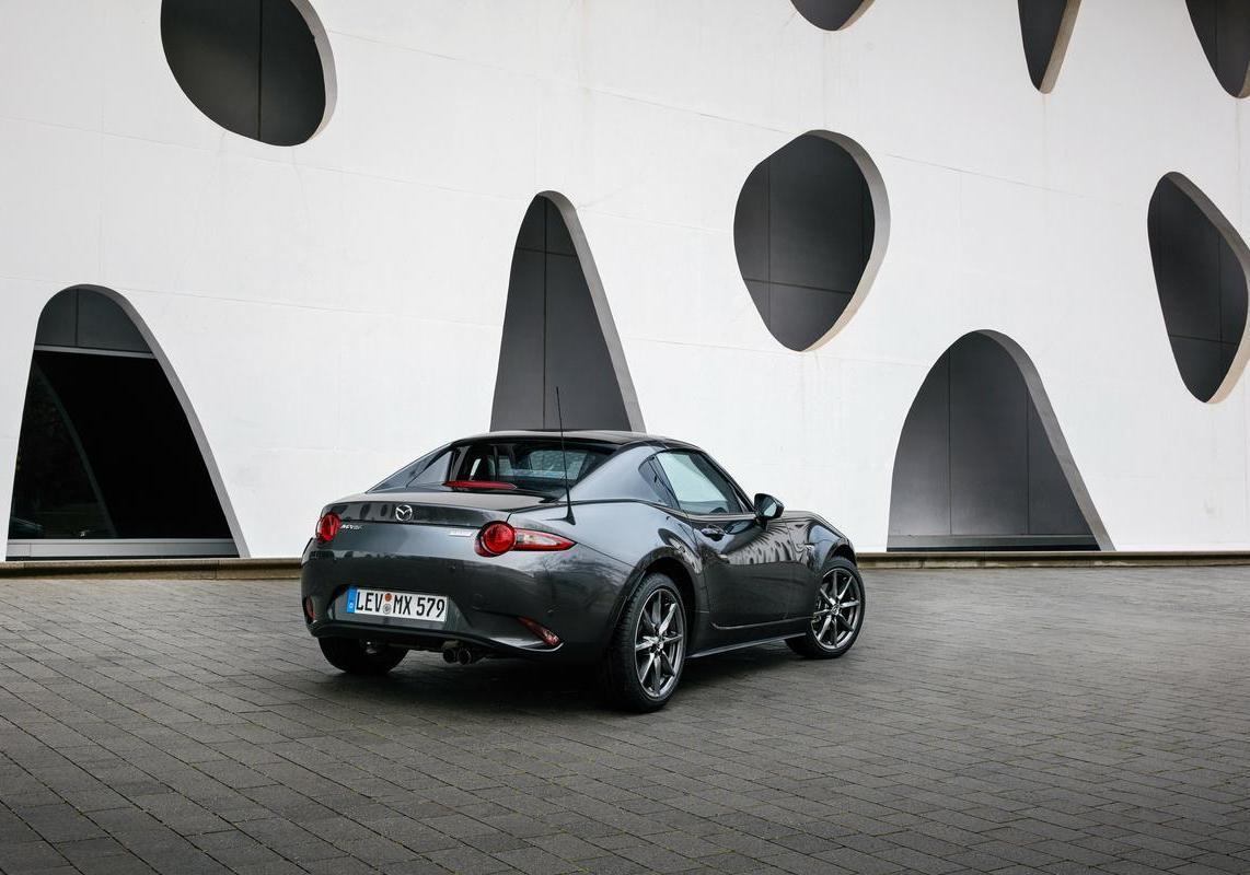 Mazda MX-5 RF Sport grigia