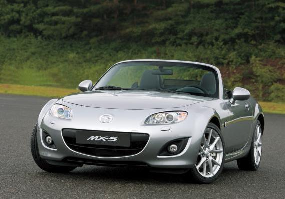 Mazda MX-5 terza generazione grigia