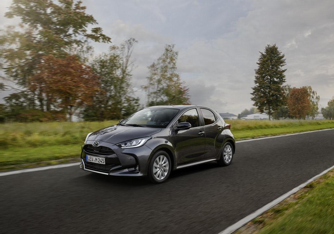 Mazda2 Hybrid prova su strada