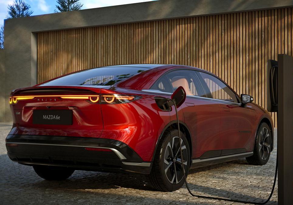 Mazda6e ricarica