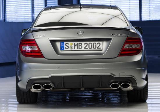 Mercedes Classe C 63 AMG "Edition 507" posteriore