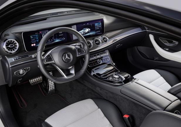 Mercedes Classe E Coupé interni