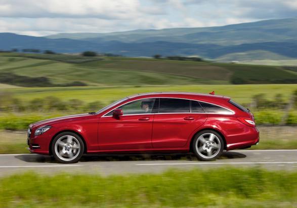 Mercedes CLS Shooting Brake rossa profilo