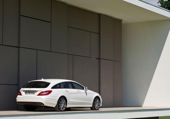 Mercedes CLS Shooting Brake tre quarti posteriore lato destro