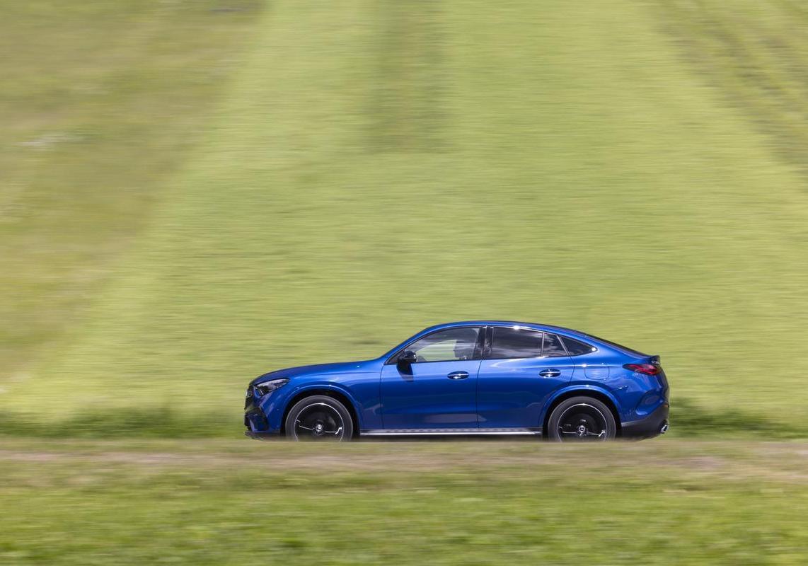 Mercedes GLC Coupe 300 de 2023 laterale