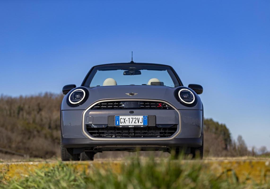 Mini Cooper Cabrio S 2025 foto