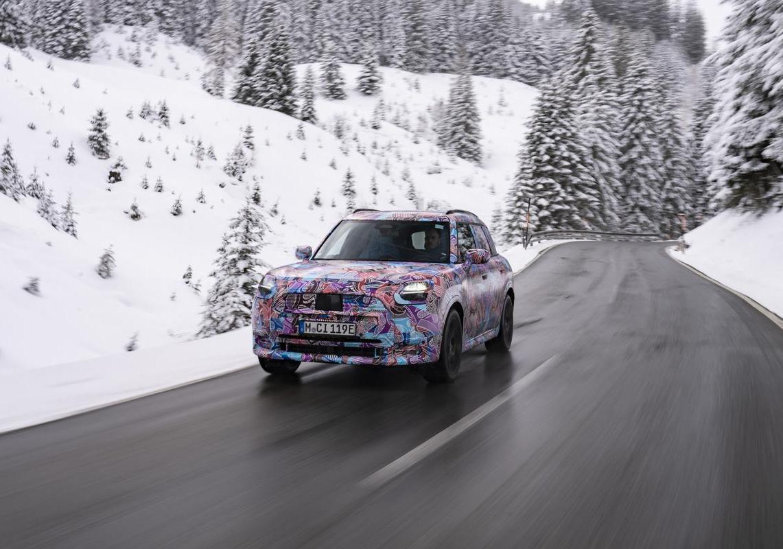 Mini countryman 2023 anteprima 3