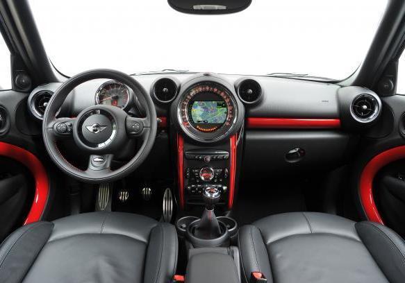 Mini Countryman John Cooper Works foto interni