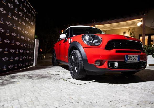 ?Mini goes to Santa Claus? Mini Countryman dal basso