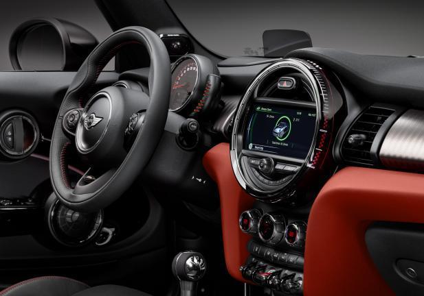 Mini John Cooper Works Cabrio interni