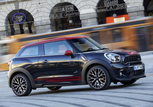 Mini John Cooper Works Paceman profilo lato destro