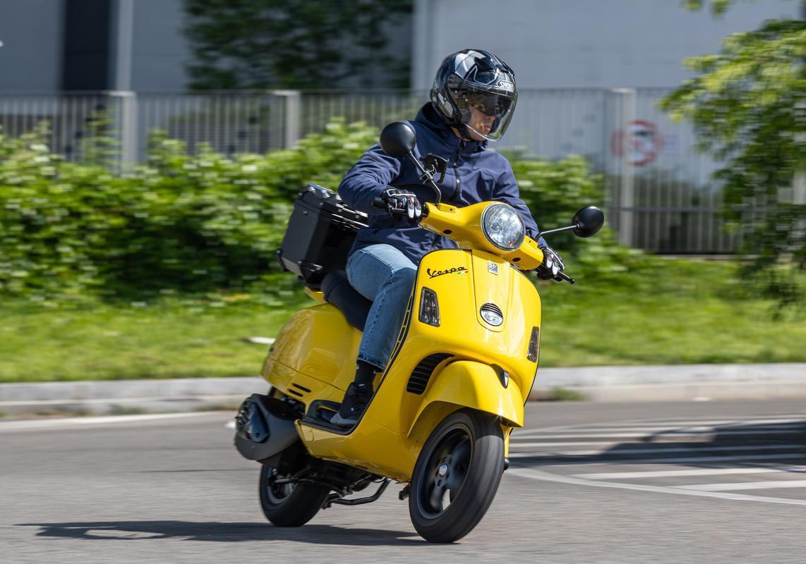 Newtron Vespa 9