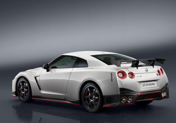 Nissan GT-R NISMO posteriore