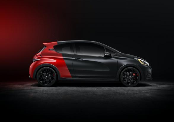 Nuova 208 GTi by Peugeot Sport profilo