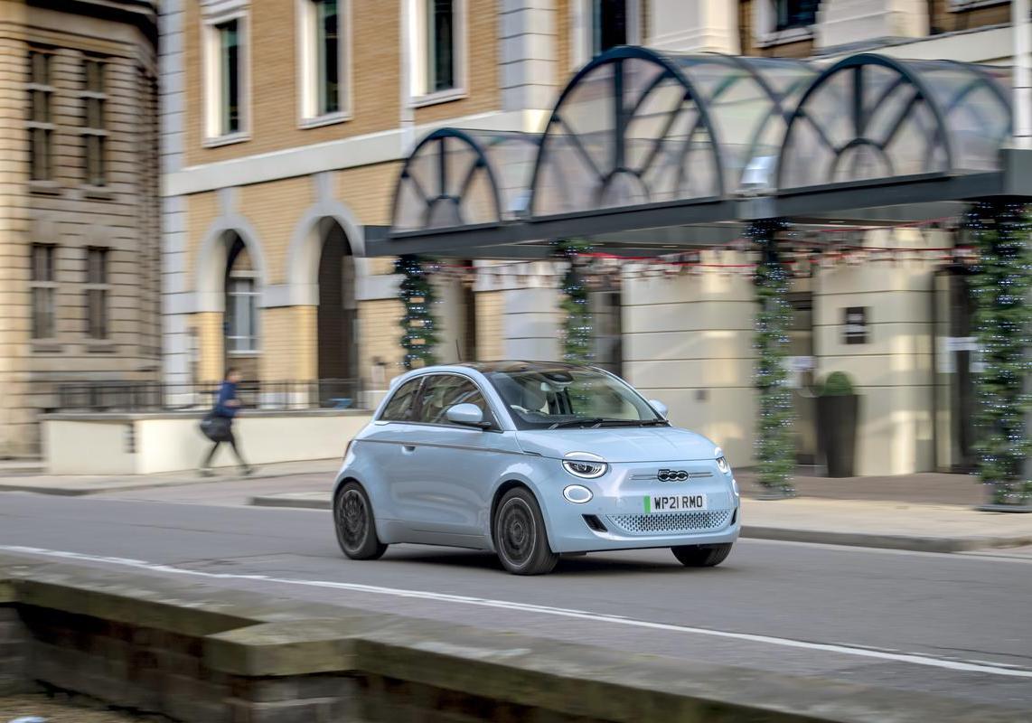Nuova 500 best small electric car 3