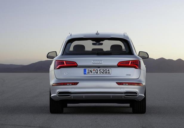 Nuova Audi Q5 posteriore