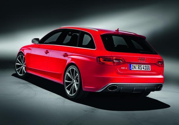 Nuova Audi RS4 Avant 2012 posteriore