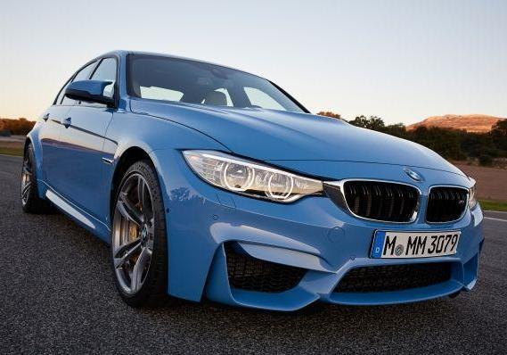 Nuova BMW M3 dettaglio sezione anteriore