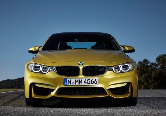 Nuova BMW M4 Coupé anteriore