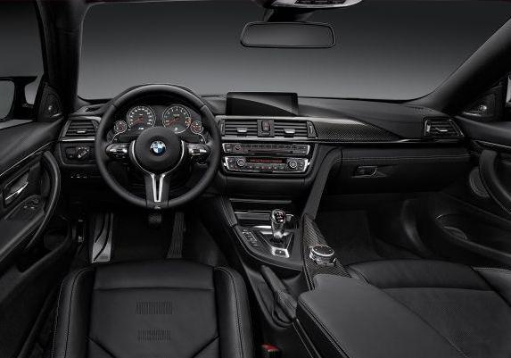 Nuova BMW M4 Coupé interni