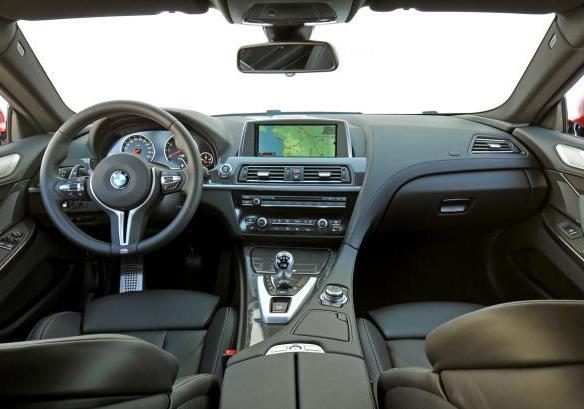 Nuova BMW M6 Coupé interni