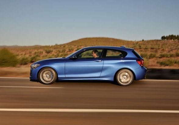 Nuova BMW Serie 1 3 porte 2012 135i laterale profilo sinistro