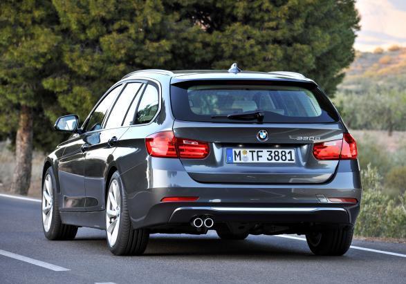 Nuova BMW Serie 3 Touring 2012 tre quarti posteriore