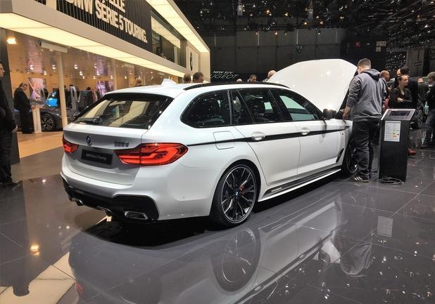 Nuova BMW Serie 5 Touring posteriore