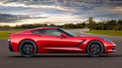 Nuova Chevrolet Corvette Stingray 2014 profilo