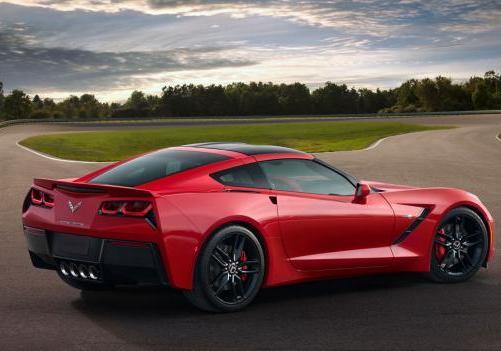 Nuova Chevrolet Corvette Stingray 2014 tre quarti posteriore lato destro