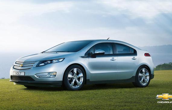 Nuova Chevrolet Volt tre quarti anteriore