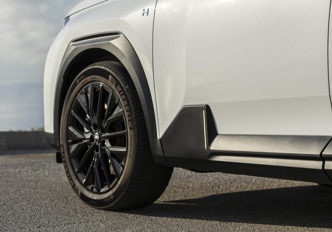 Nuova Citroen C5 Aircross Plug-in Hybrid cerchi