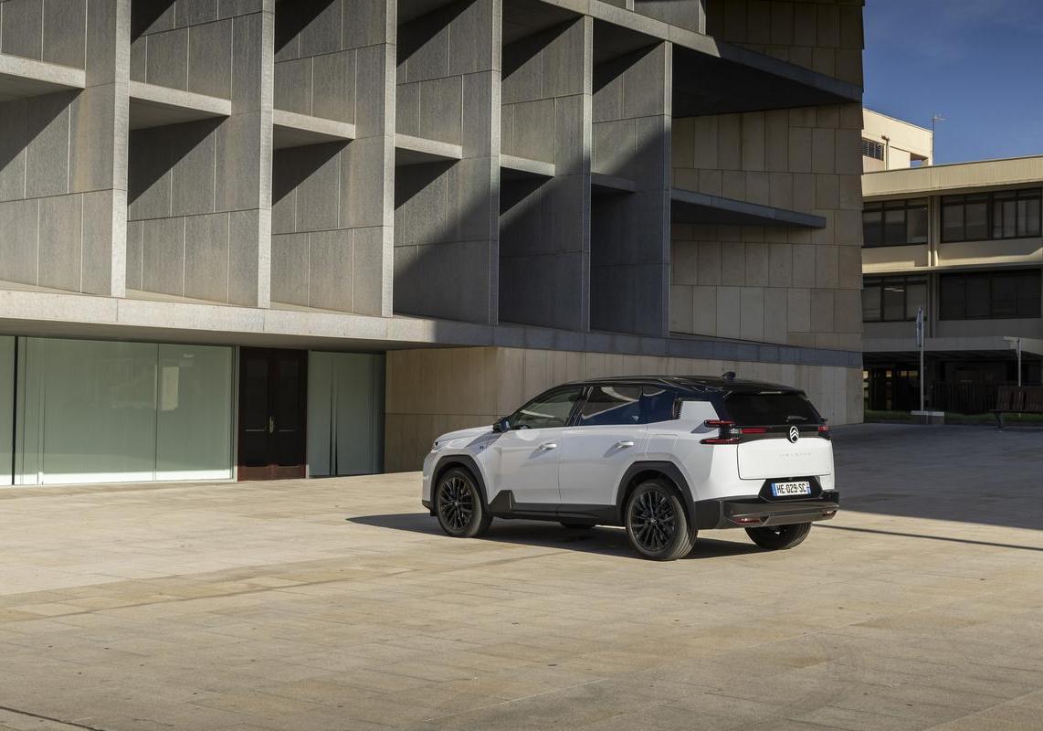 Nuova Citroen C5 Aircross Plug-in Hybrid posteriore