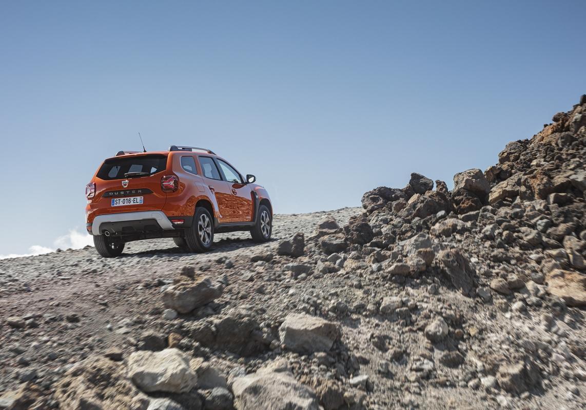 Nuova Dacia Duster 2021 tce 150 cv arizona orange 5