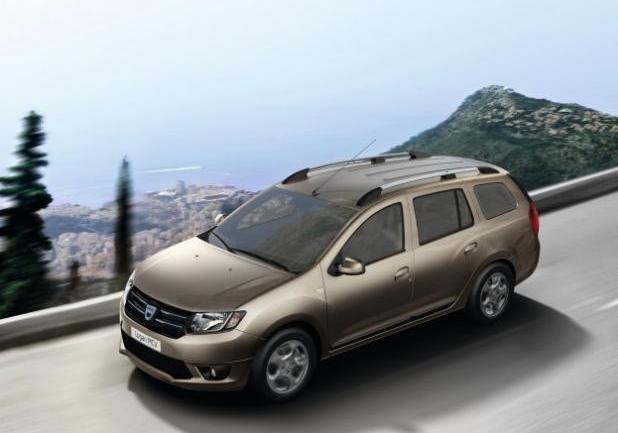 Nuova Dacia Logan MCV tre quarti anteriore