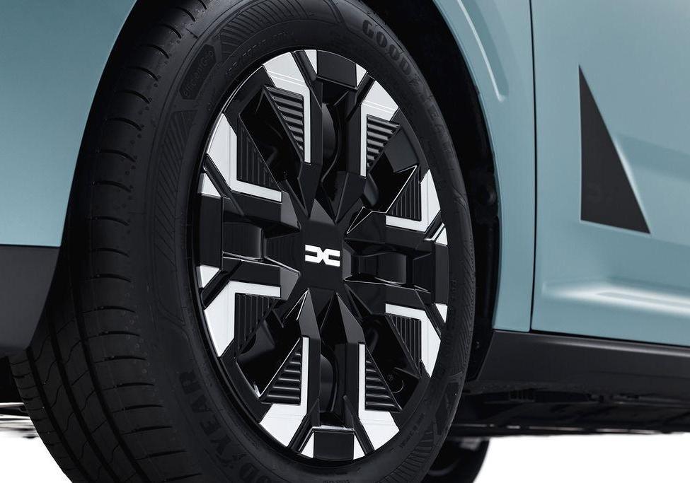Nuova Dacia Spring 2026 cerchi