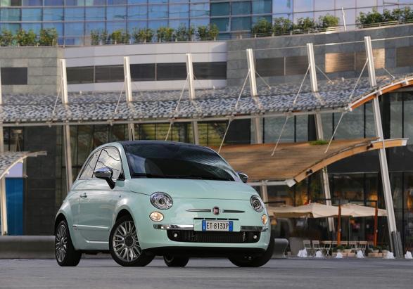 Nuova Fiat 500 Cult tre quarti anteriore lato destro