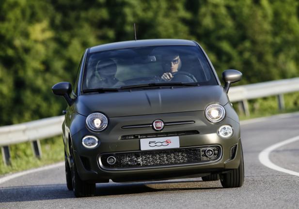 Nuova Fiat 500 S frontale