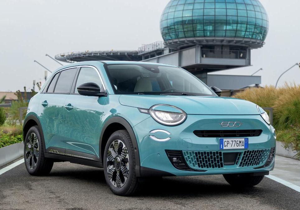 Nuova Fiat 600 Hybrid prezzi